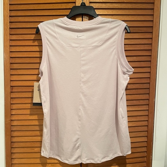 Nike One Dri-Fit Women’s Sleeveless Loose Fit Athletic Running Top Sz S NWT - Picture 6 of 6